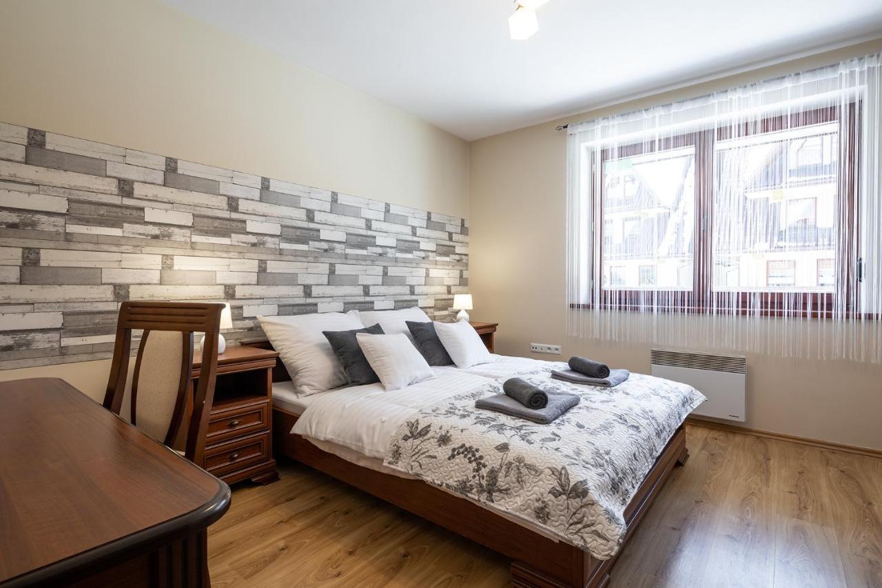 Rodzinny Apartament Z Garazem - Not For Ar-ab! Apartmán